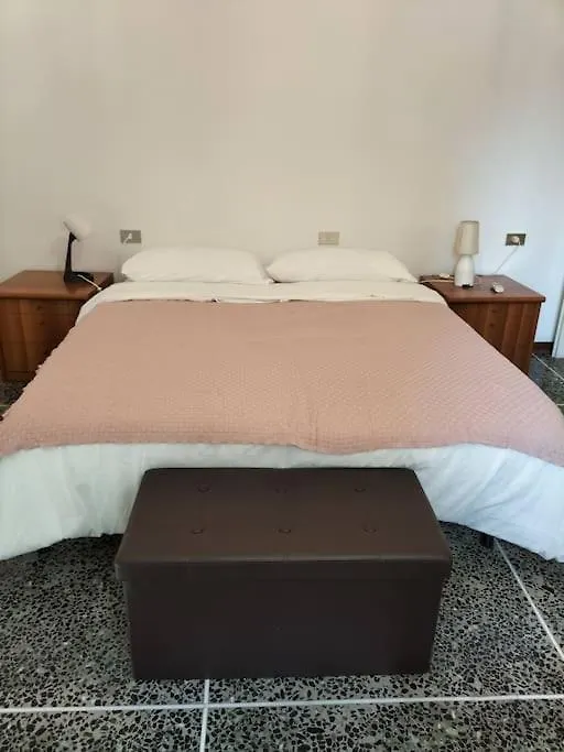 Edera Apartment - Comodo E Funzionale Bologna 0*,